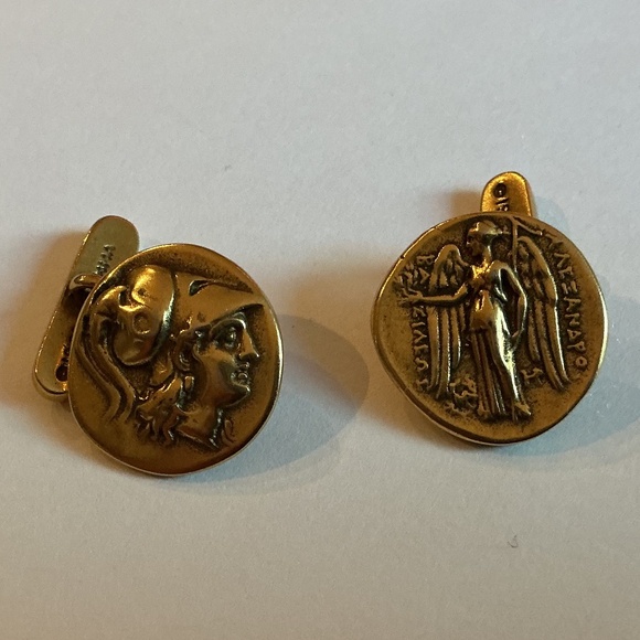 Metropolitan Museum of Art Cufflinks - Picture 1 of 5
